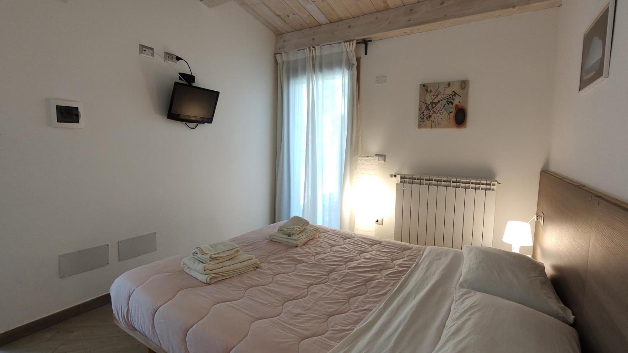 Memento Bed and Breakfast Ossi Eksteriør billede